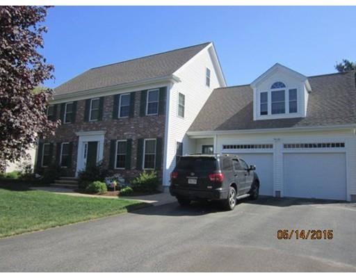 3 Sarah Ln - Photo 3 of 27