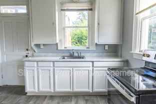 326 S Potomac St - Photo 1 of 1