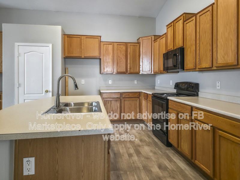 8539 W Magnolia St - Photo 6 of 20