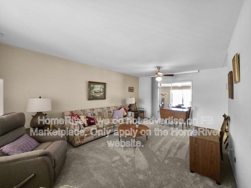 10632 W Snead Dr - Photo 3 of 19