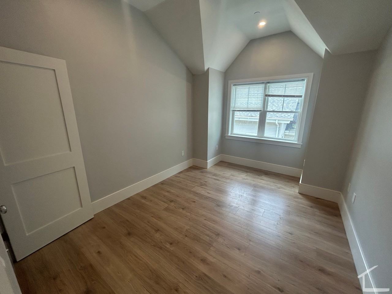 Holton St #5 - Photo 3 of 10