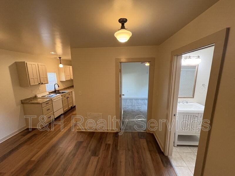 3043 N Pennsylvania St #A - Photo 5 of 21
