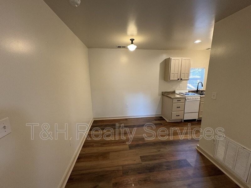 3043 N Pennsylvania St #A - Photo 7 of 21