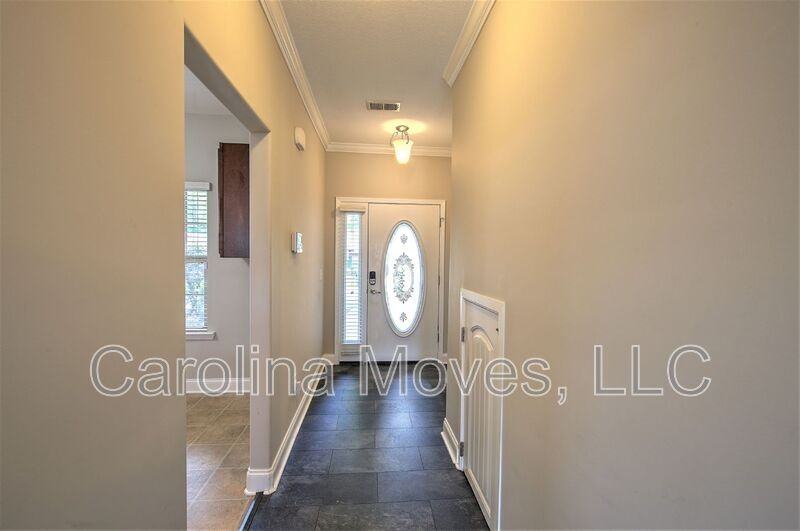836 Bayshore Ln - Photo 2 of 23