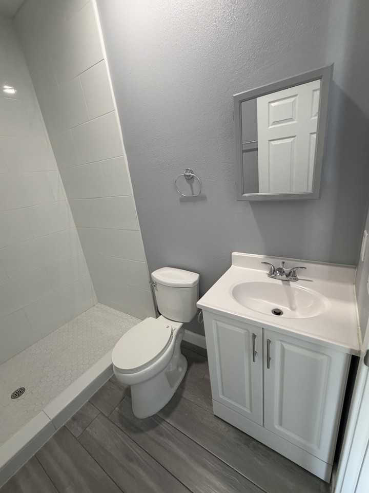 1308 West 134th Street #A - Photo 6 of 7