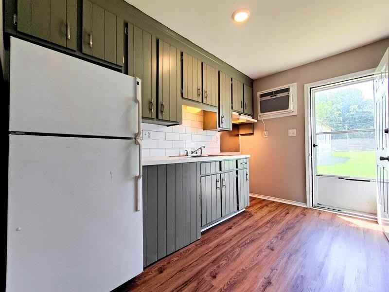 4425 Layola Ave - Photo 2 of 9