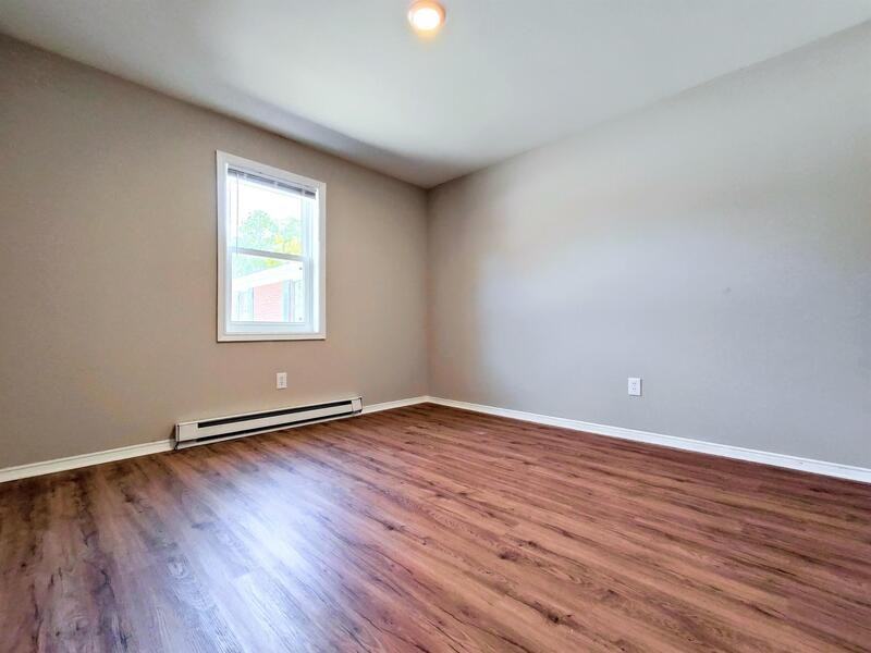 4425 Layola Ave - Photo 4 of 9