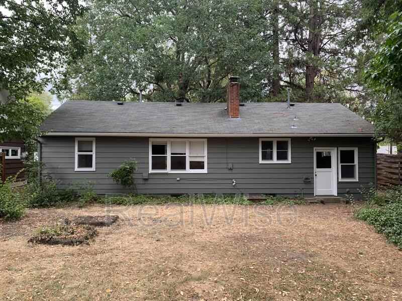 1324 Nw Washington Blvd - Photo 3 of 18