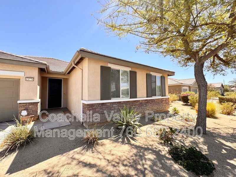 43776 Pettirosso St - Photo 5 of 50