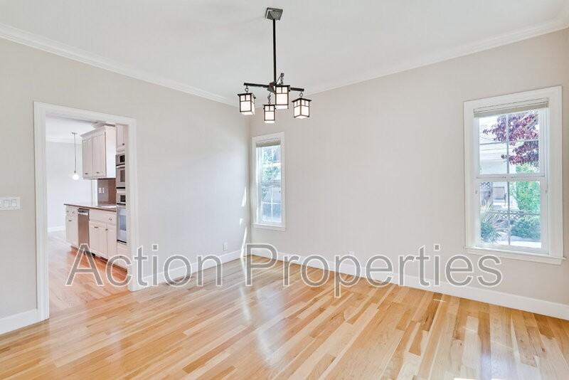 1182 Curtiss Ave - Photo 4 of 33