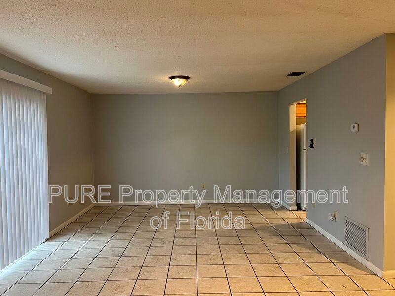 629 Ne 28th Ave - Photo 4 of 38
