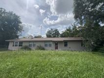 13606 Se 48th Ct - Photo 1 of 1