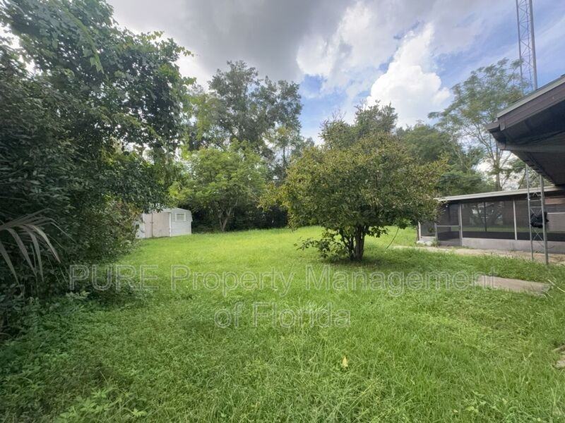 13606 Se 48th Ct - Photo 3 of 49