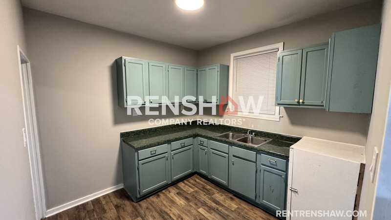 2105 Clifton Ave - Photo 5 of 15
