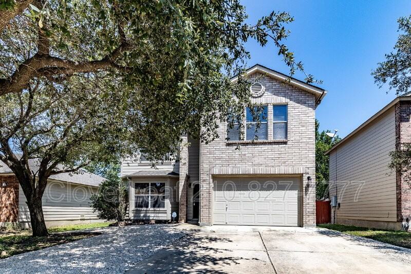 11023 Barclay Pt - Photo 4 of 40