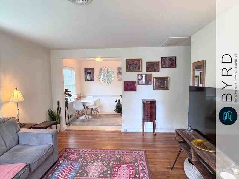 4813 Augusta Ave - Photo 4 of 17