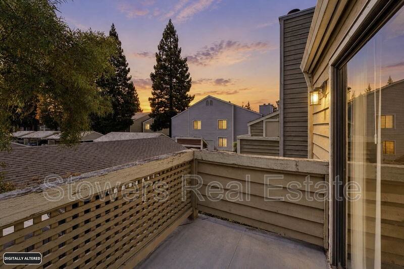 264 Eastridge Dr - Photo 2 of 25