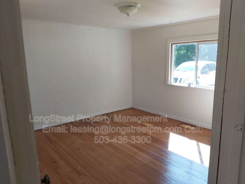 2435 Se Crystal Lake Dr - Photo 6 of 18