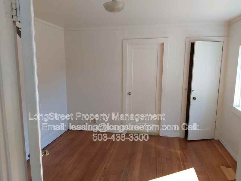 2435 Se Crystal Lake Dr - Photo 7 of 18
