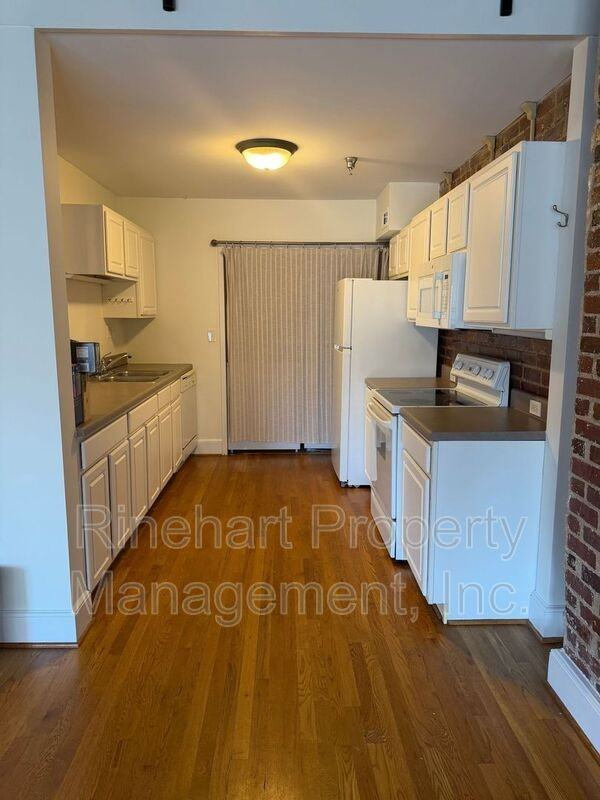 212 E Main St #203 - Photo 5 of 17