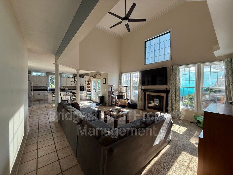 7425 Pelbrook Farm Dr - Photo 5 of 50