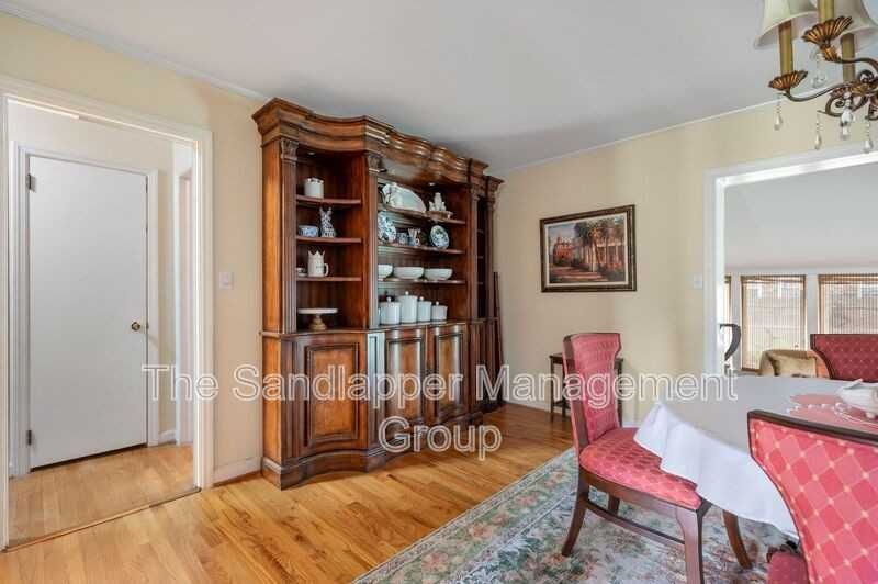 1652 Boone Hall Dr - Photo 7 of 22