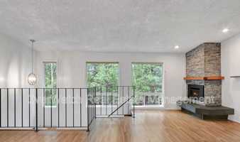 featured image of 4202 Pinnacle Cir