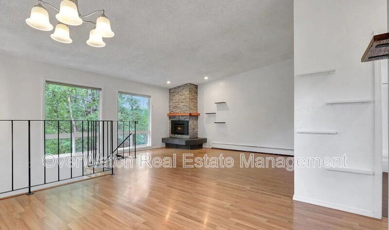 4202 Pinnacle Cir - Photo 4 of 44