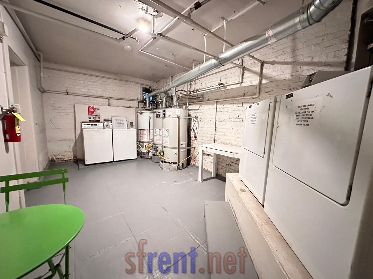 1739 Pine St - Photo 3 of 3