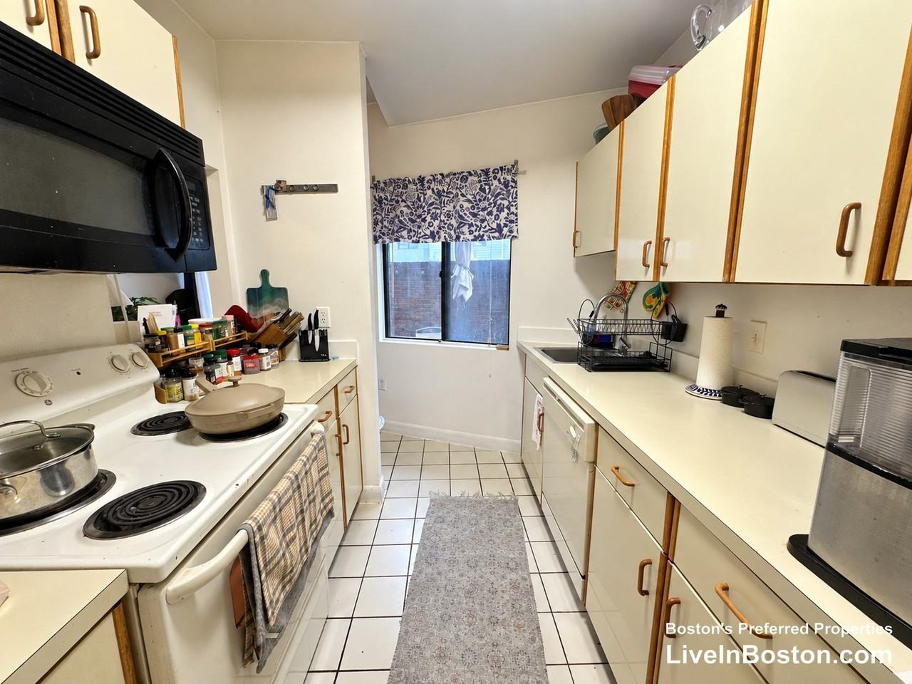 75 Euston Rd #104 - Photo 5 of 14