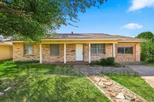 featured image of 3609 Galaxie Dr