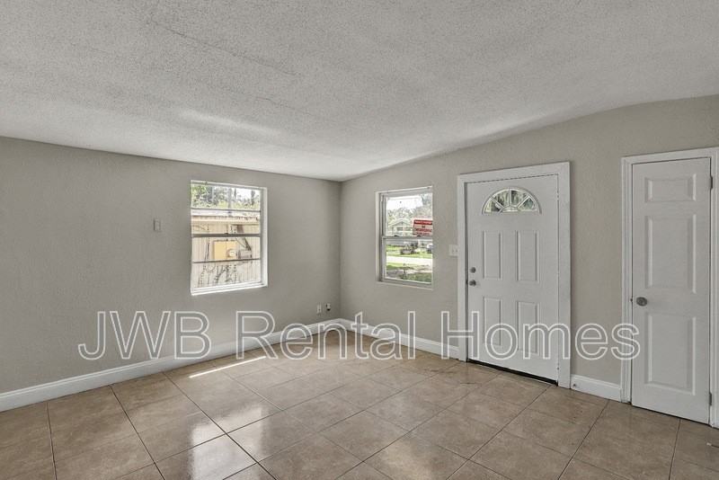 9061 10th Ave - Photo 7 of 20