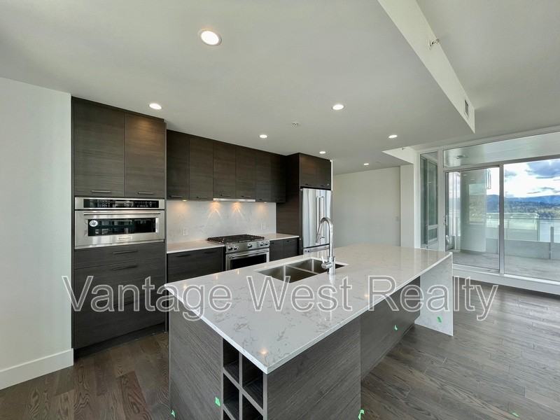 1191 Sunset Dr #2106 - Photo 4 of 32