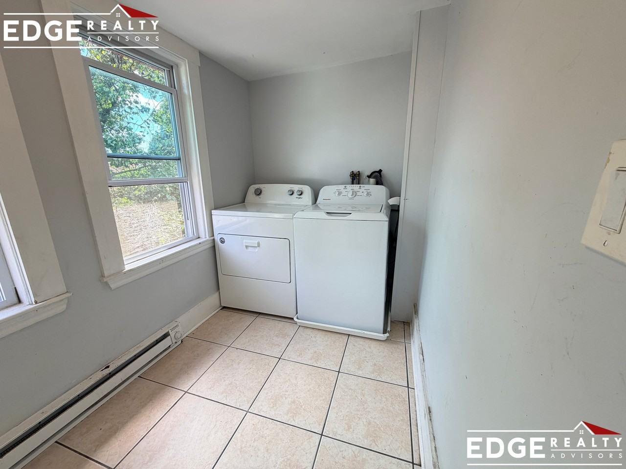 63 Clinton St #3 - Photo 5 of 10