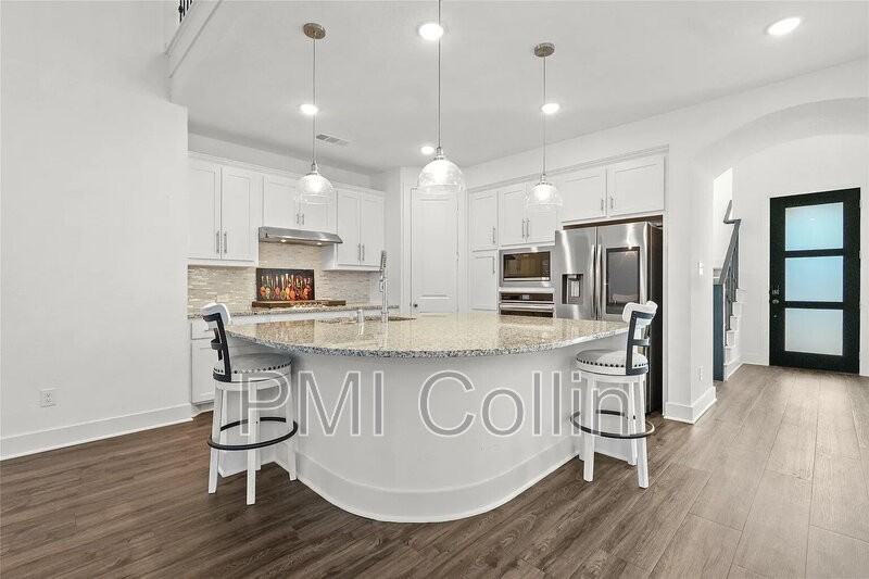8224 Legacy Trl - Photo 3 of 20
