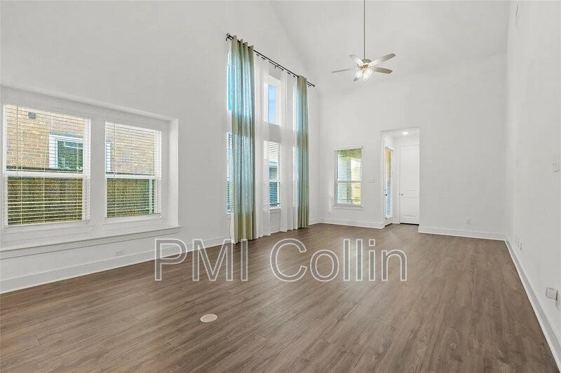 8224 Legacy Trl - Photo 4 of 20