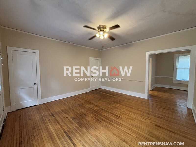234 Hawthorne St - Photo 4 of 11