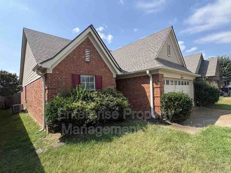 10127 Cross Valley Dr - Photo 3 of 26