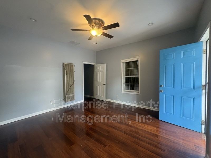 493 Boston St - Photo 4 of 12