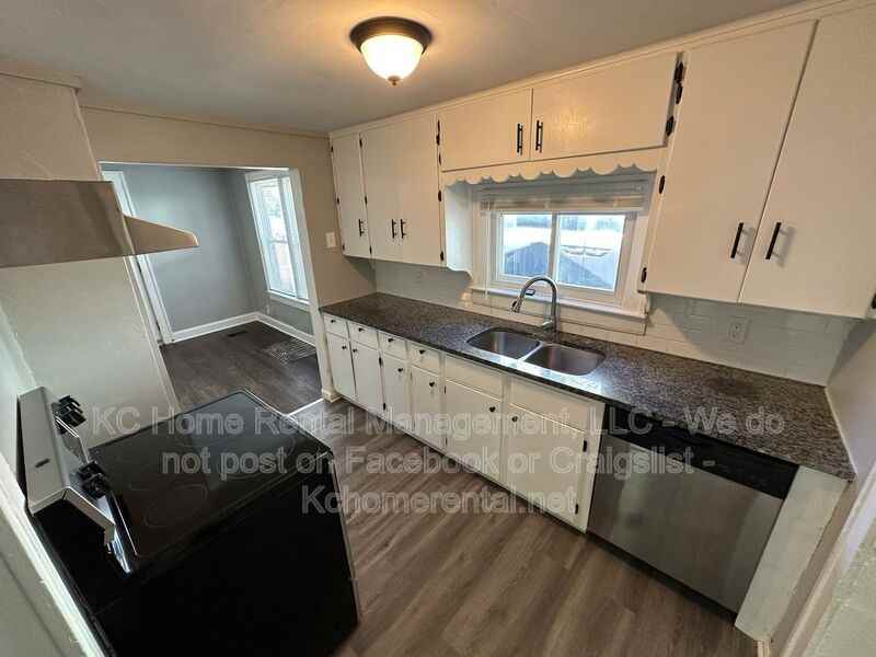 2915 Ne Jaudon St - Photo 5 of 24