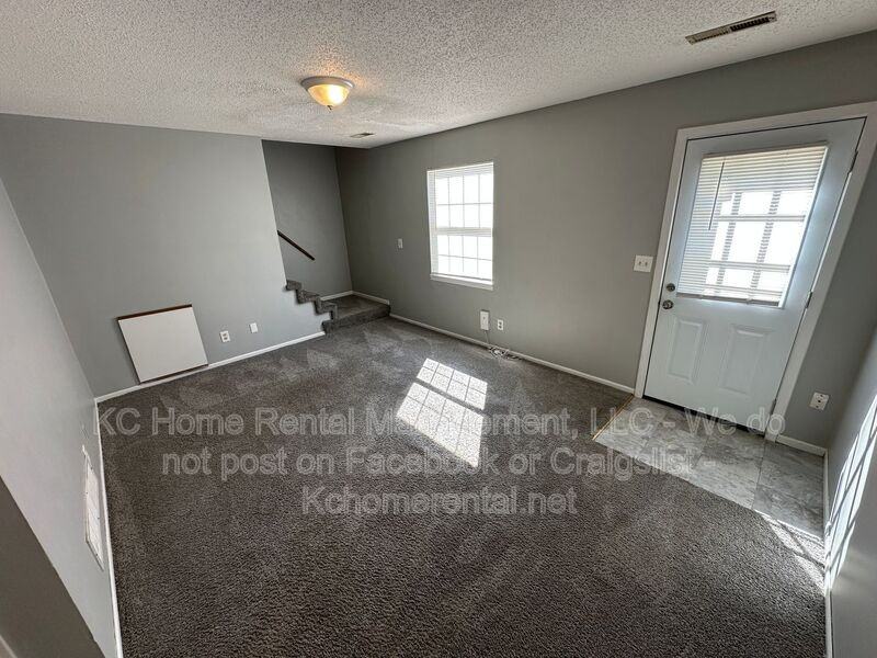 506 Sky Vue Dr Apt B #B - Photo 7 of 24
