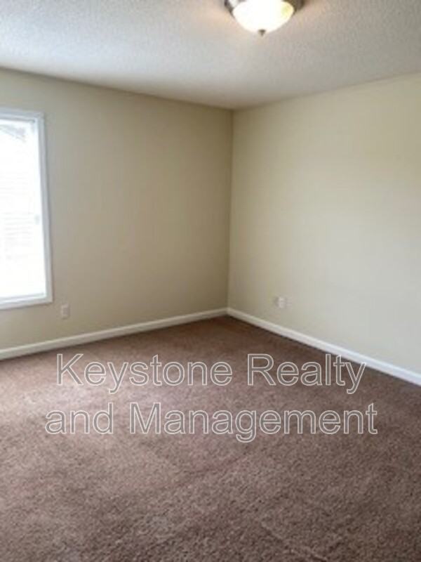 919 Gabby Ln - Photo 5 of 7