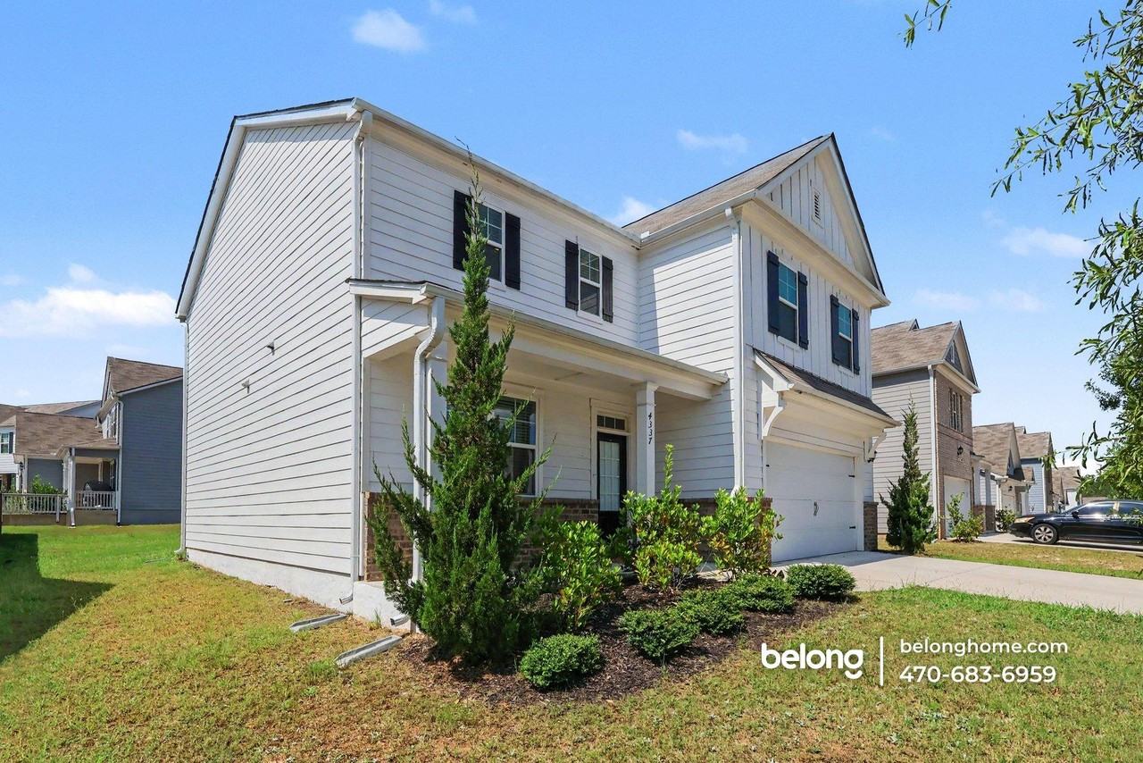 4337 Montberry Ln - Photo 2 of 18