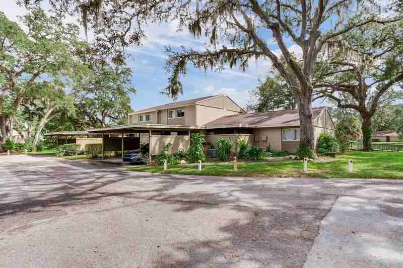 8645 Lake Isle Dr - Photo 2 of 50