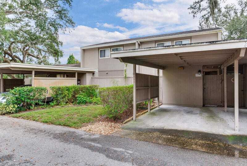 8645 Lake Isle Dr - Photo 4 of 50