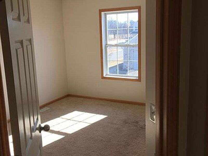 10429 172nd Ln Nw - Photo 4 of 26