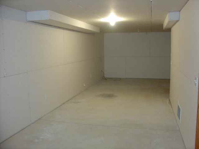 3955 Olympic Blvd #16 - Photo 6 of 7