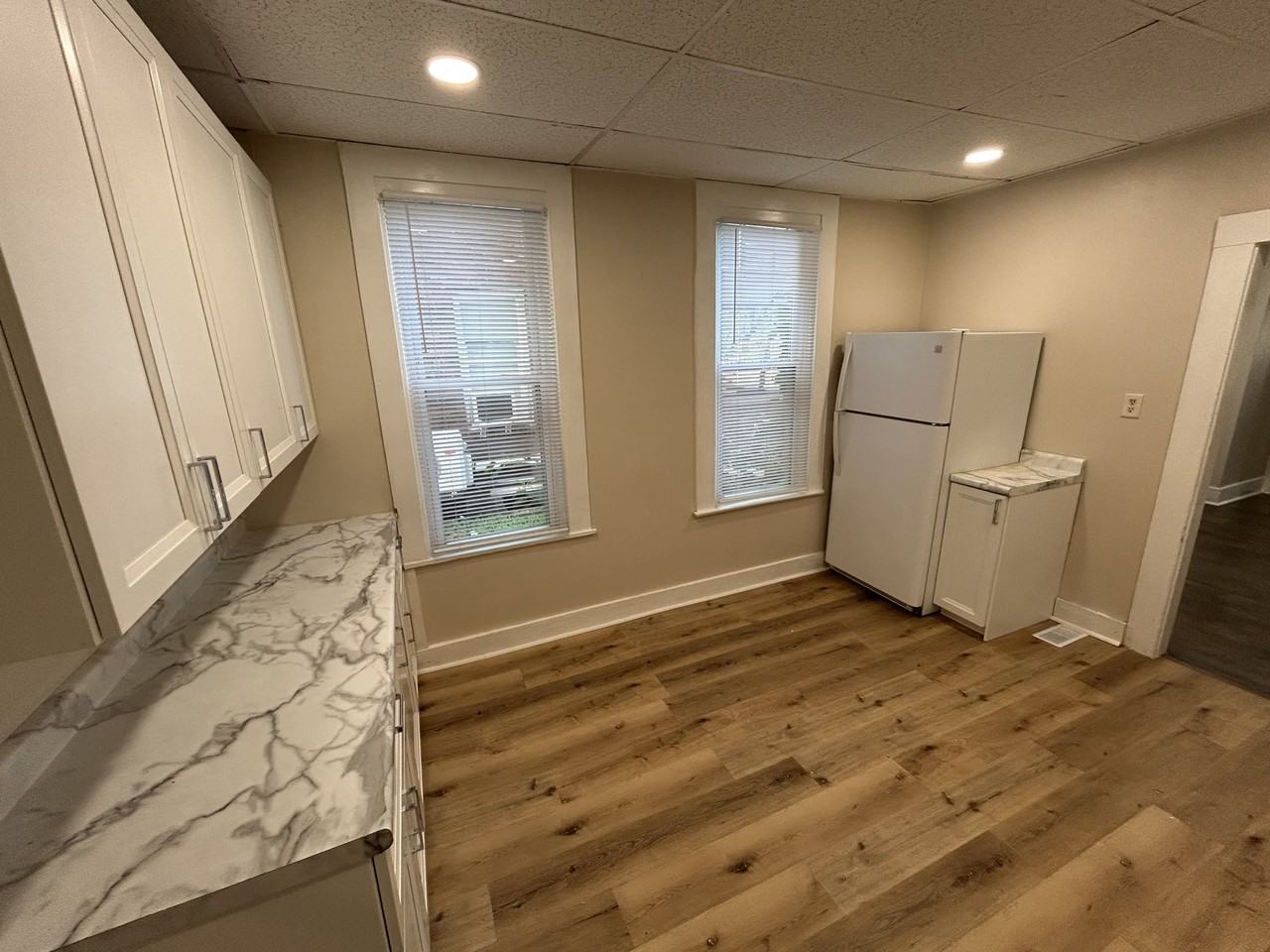 520 E 22nd St #520 - Photo 4 of 15