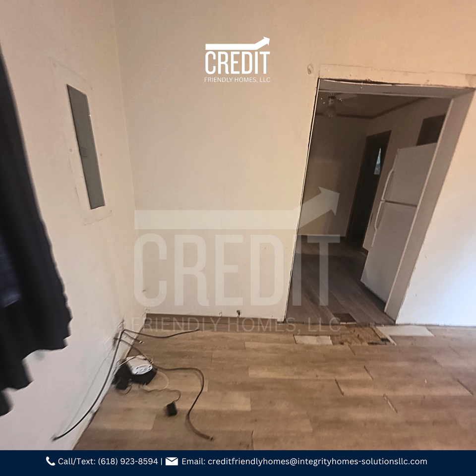 1021 Maple St - Photo 2 of 8