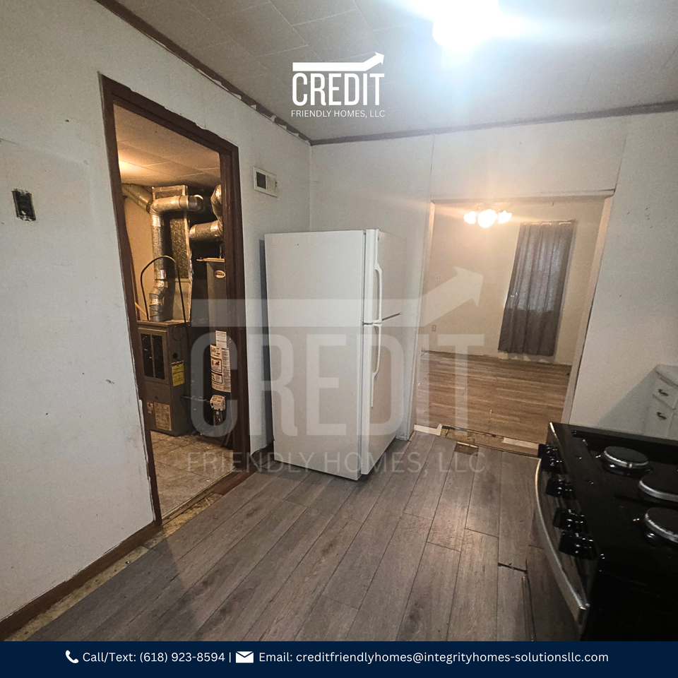 1021 Maple St - Photo 5 of 8